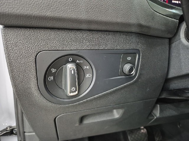 6101001727R18.jpg