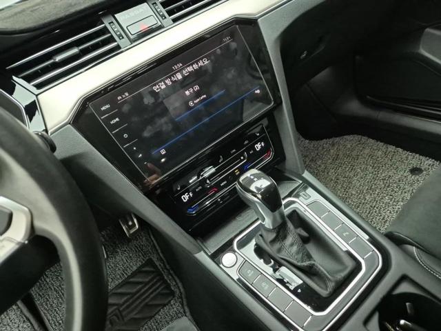 6031002755R10.jpg