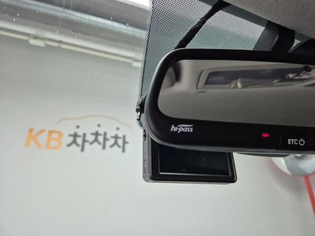 5111001946R15.jpg