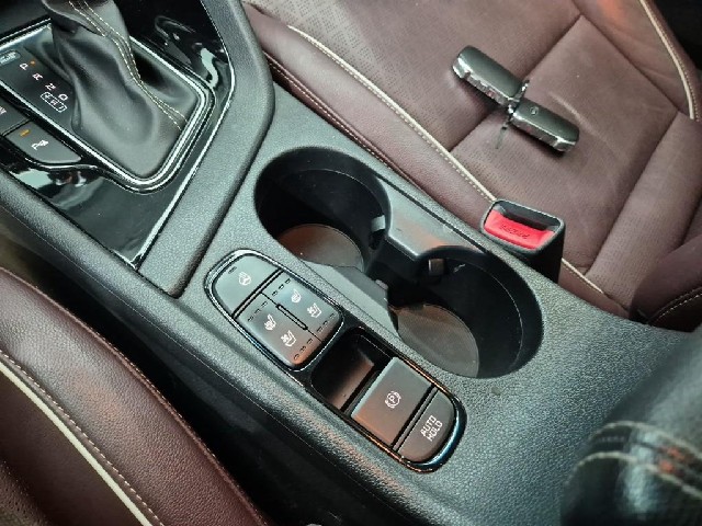 6101001549R18.jpg