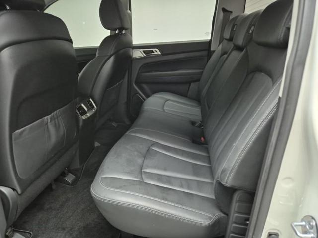 6051000332R12.jpg