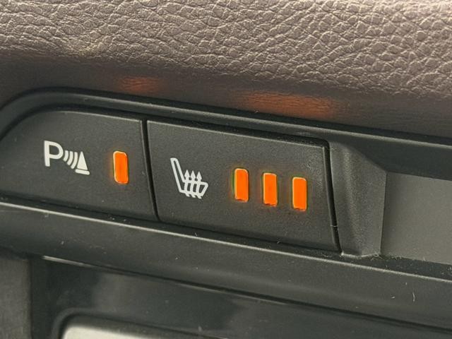 0209290A30260918W00112.jpg