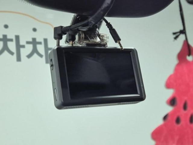 5121002022R15.jpg