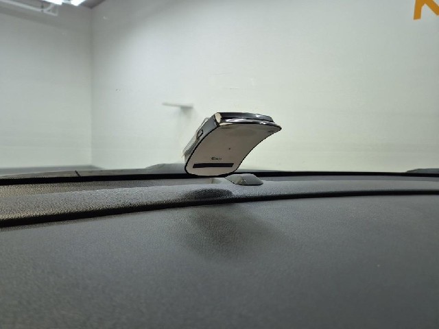 6101501207R17.jpg