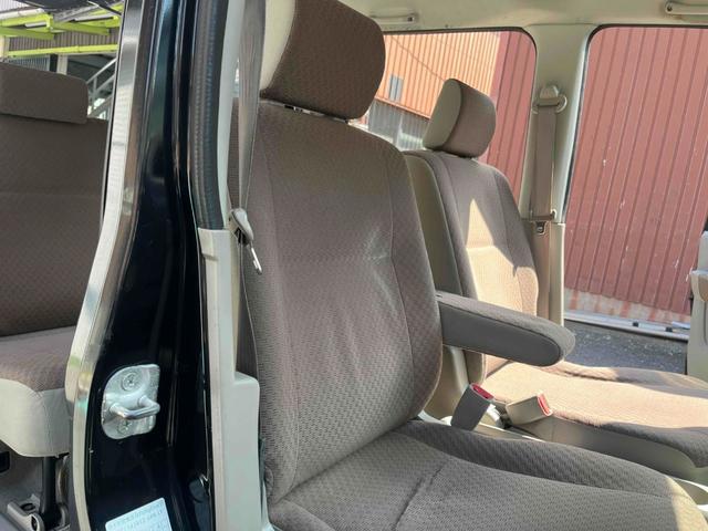 0701197A30250830W00111.jpg