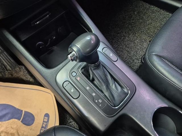 6041001192R8.jpg