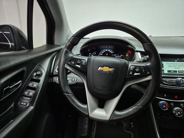 6011000585R9.jpg