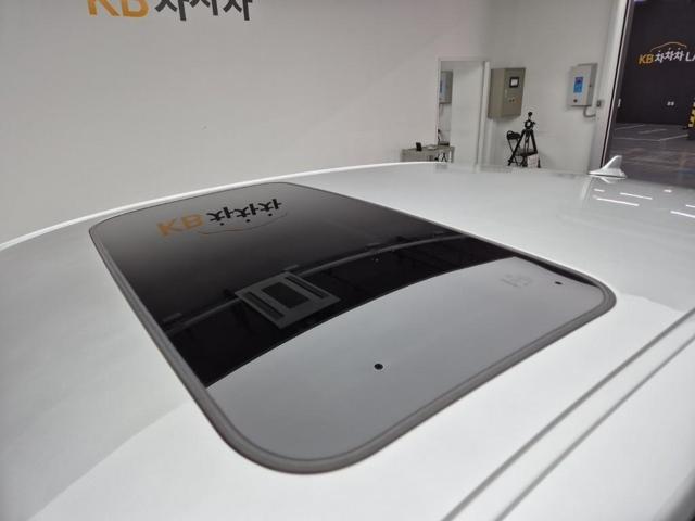 6051000308R13.jpg