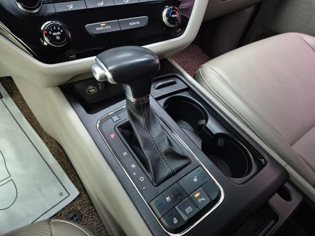 6041001635R8.jpg