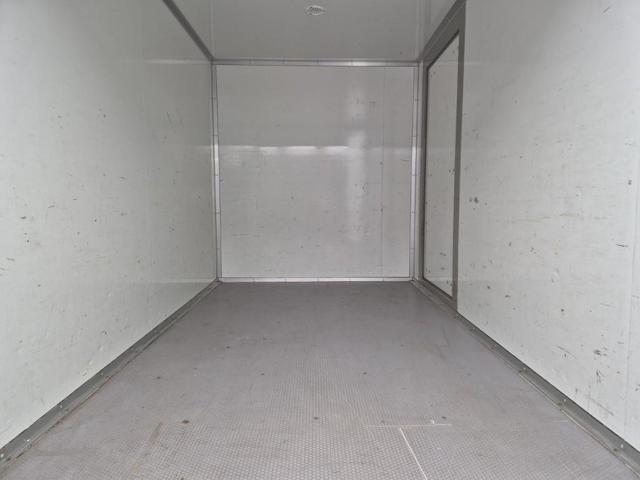 6011000266R15.jpg