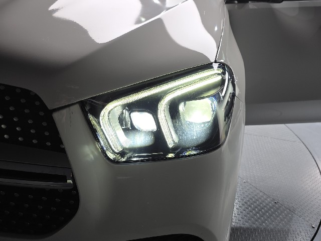 daf4a2983e44615e8c2f455368bb5324.jpeg