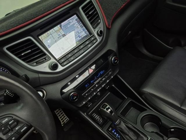 6021001475R10.jpg