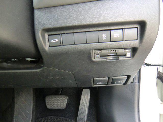 9ffdc0dc94ff87cc04d614079b4abd04.jpg