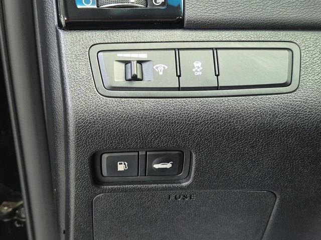 5101500425R18.jpg