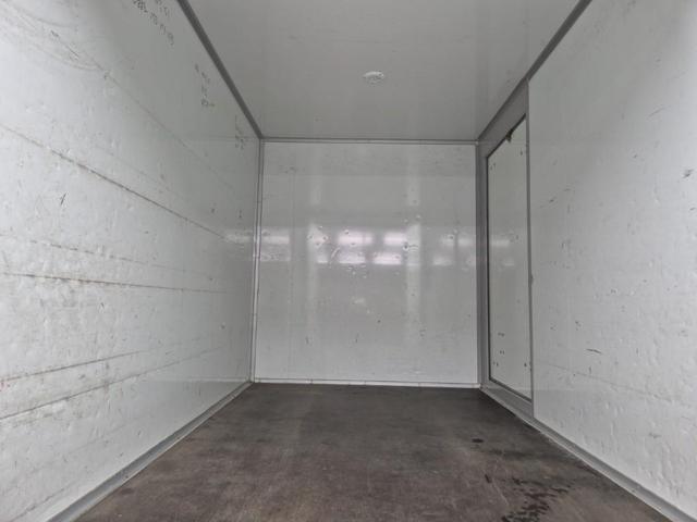 5091002760R18.jpg