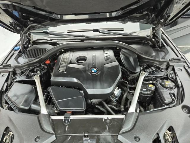 6051500650R5.jpg