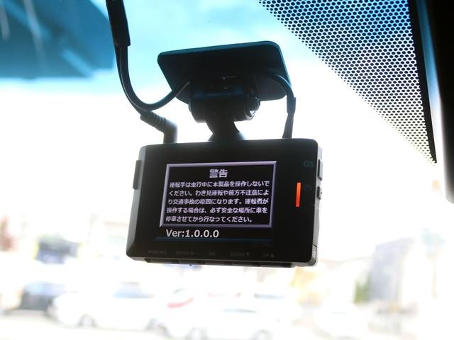 0301983A30261011W00518.jpg