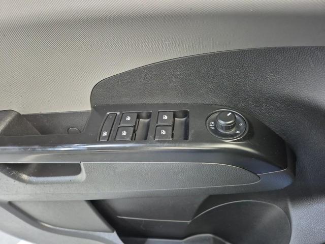 6031500300R17.jpg