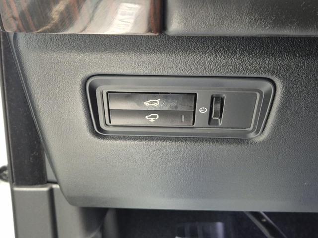 6021500049R18.jpg