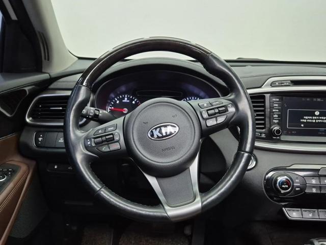 6051001167R9.jpg