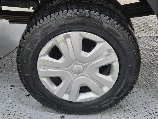 6051500685R19.jpg
