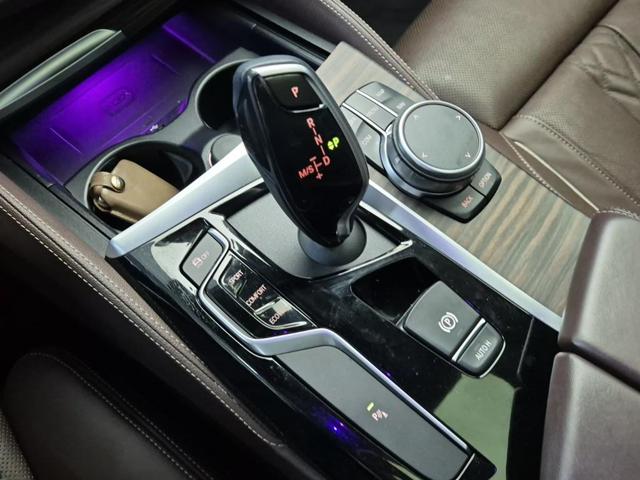 6051500573R8.jpg