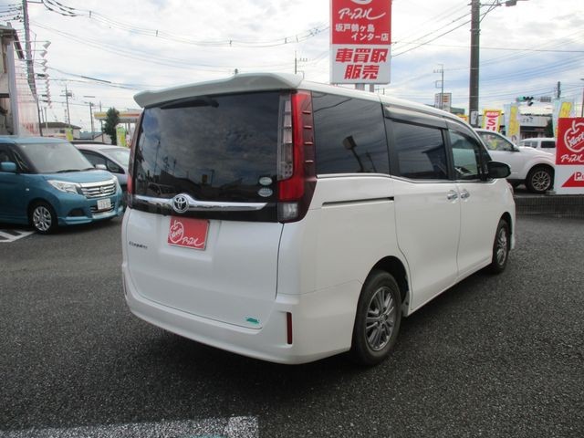 a5beb8c25b5bd1e6cb1a5615254c2c56.jpg