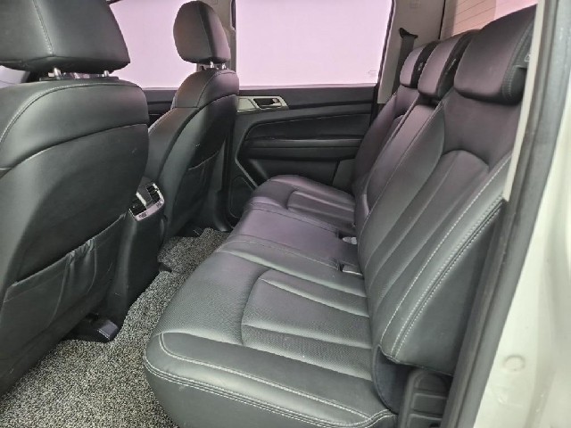 6101000620R12.jpg