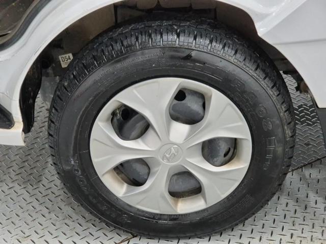 6051000073R18.jpg