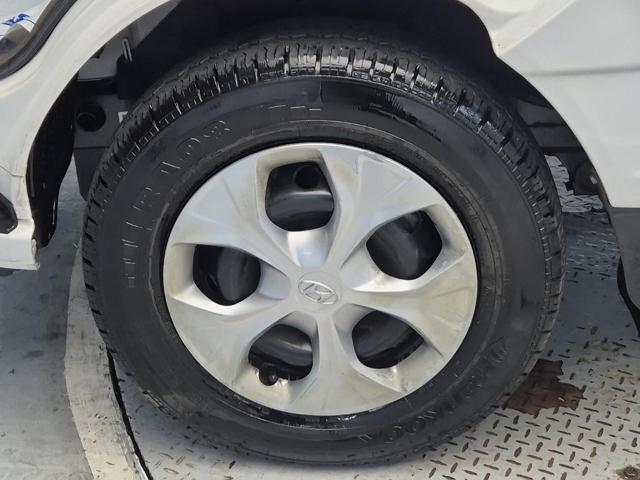 6051001152R15.jpg