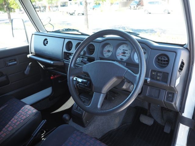 0be31c22aaef23223ba00c2d47b4584c.jpg