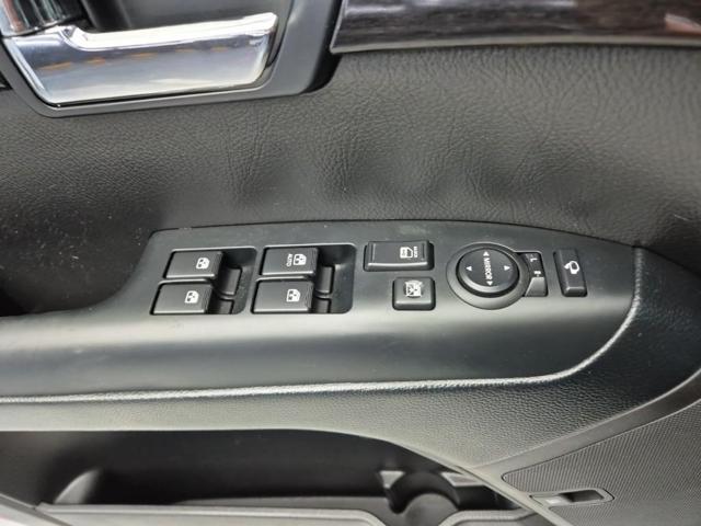 5121500794R13.jpg