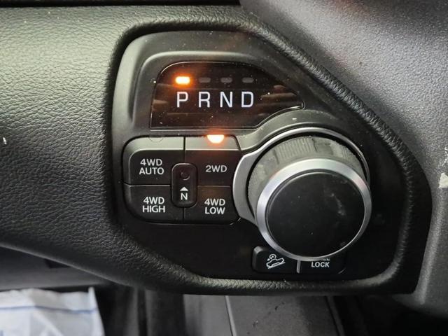 6031502136R8.jpg