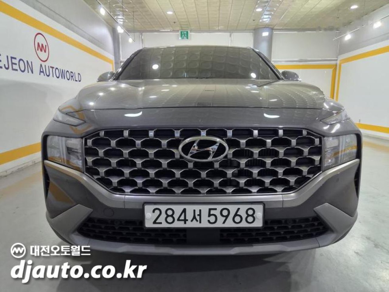 2022 Hyundai Santa, photo 1 of 1
