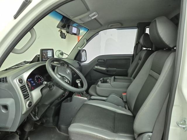 6041000730R10.jpg