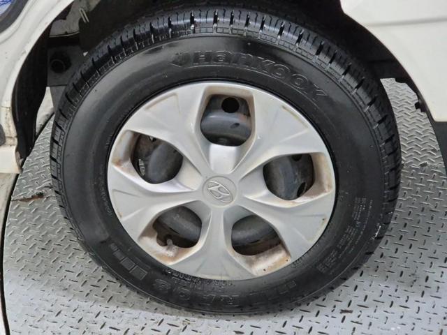 6041501847R15.jpg