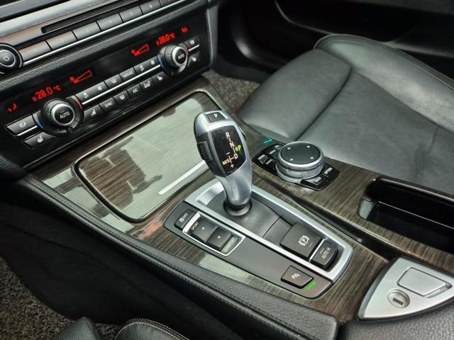6011003067R8.jpg