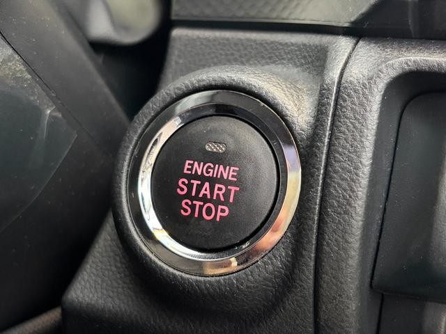 0209499A30260921W00215.jpg