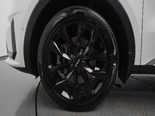 6bd68f8ff819bb16bbe546366d70745f.jpeg