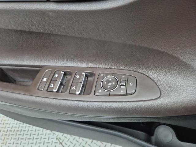 6031000913R18.jpg