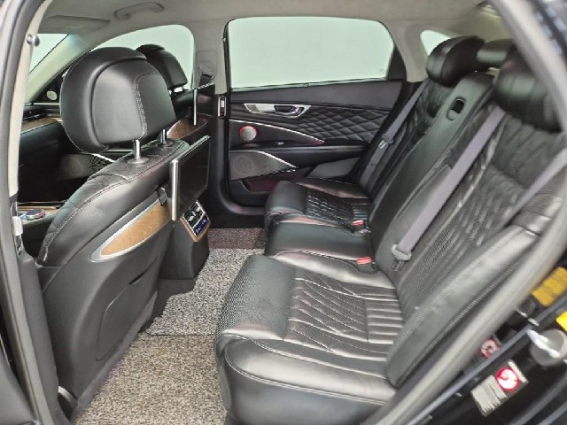 6081500745R12.jpg