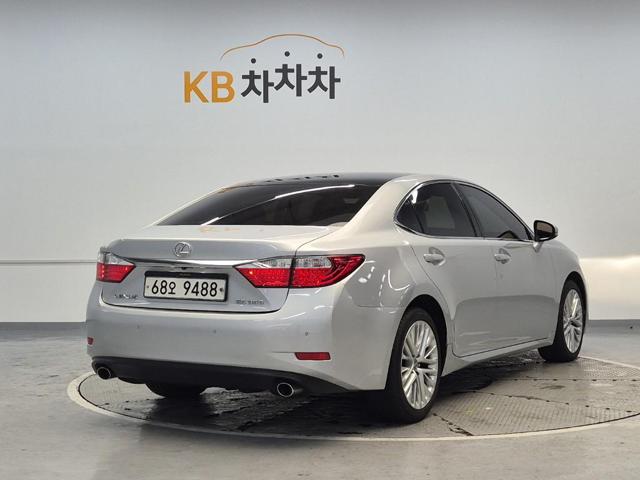 6041500857R3.jpg