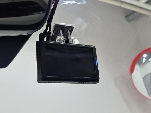 6101001396R16.jpg