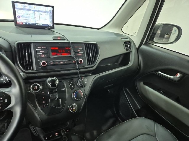 6101001330R10.jpg