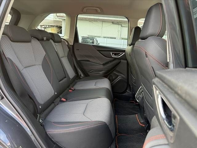 c33cad27b124bd40bdac97e8d30fc962.jpg