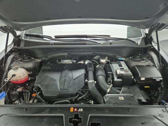 6011000570R5.jpg