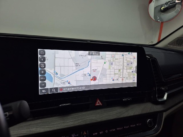 6101000996R14.jpg