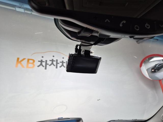 5111002203R16.jpg