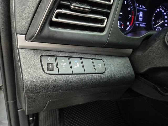 6031000246R16.jpg