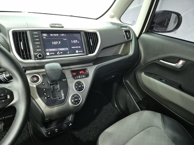 6051501044R10.jpg